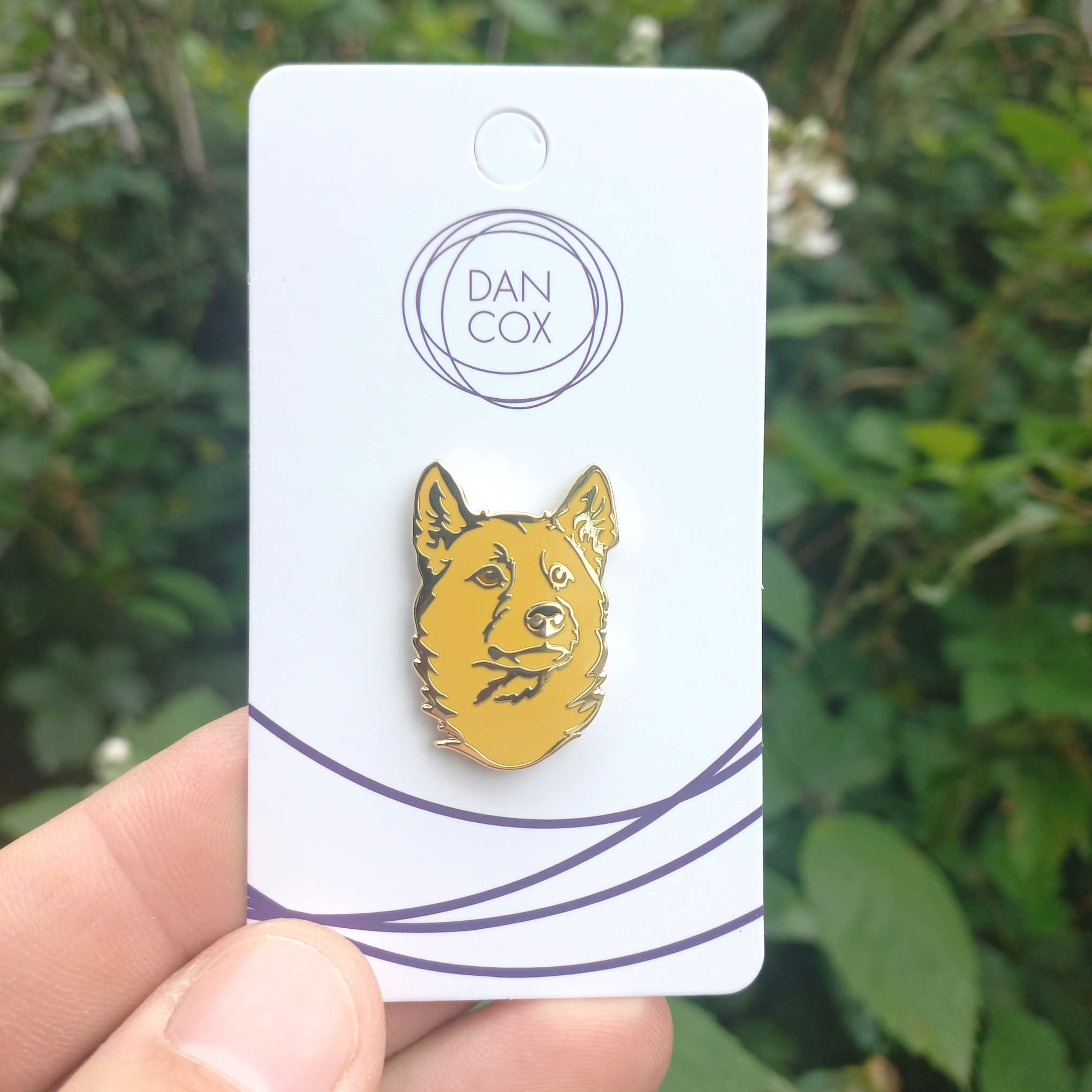 Dingo Lapel Pin